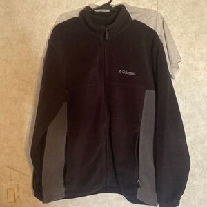 columbia jacket. men’s large. good condition
